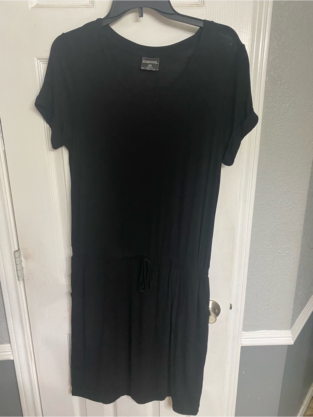 Black Short Sleeve Drawstring Waist Dress